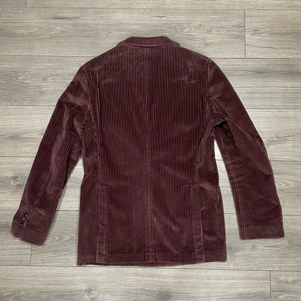 Suitsupply Double-Breasted Corduroy Sport Coat in Burgundy - Picture 5 of 11